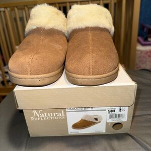 Natural Reflections Tan and Cream Cozy Slippers